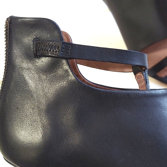 Givenchy Zipper Back T Strap Black Open Toe Short Boot Good Condition 37.5 - Picture 14 of 14